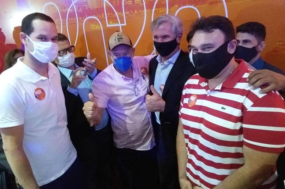 Eduardo Pedrosa participa de encontro do PROS com Fernando Collor em Maceió