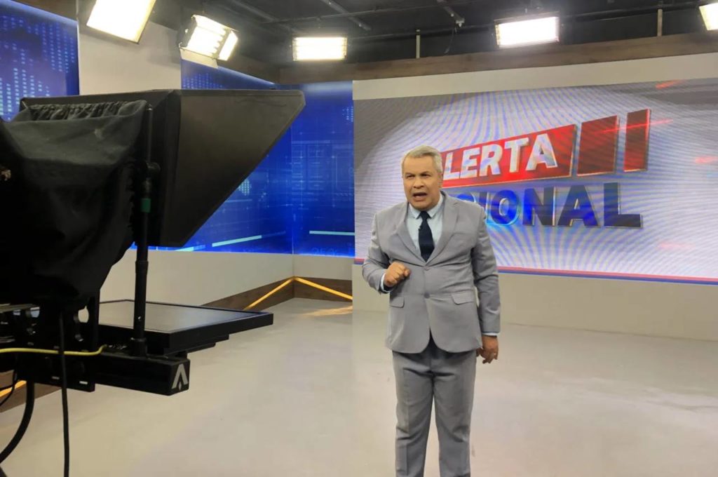 Sugestão legislativa prevê a proibição programas policiais na TV aberta das 6h às 22h — © Marcos Rocha/Conexão Política
