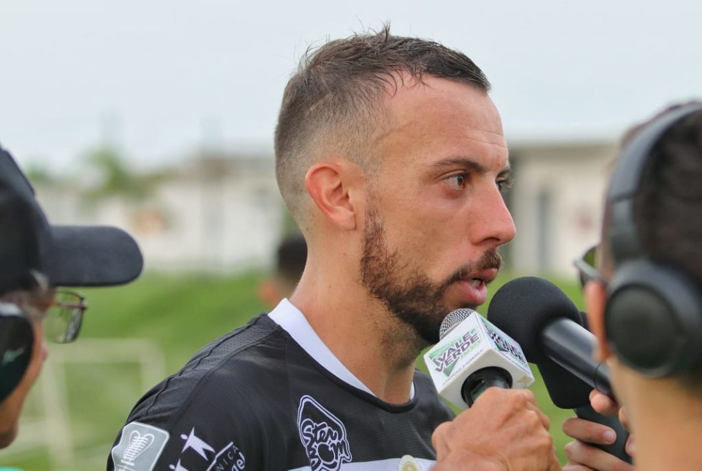 Recém-contratado pelo CSA, Paulo Sérgio é regularizado no BID da CBF