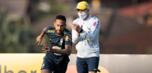 Neymar pode ser desfalque contra Bolívia — © Reprodução