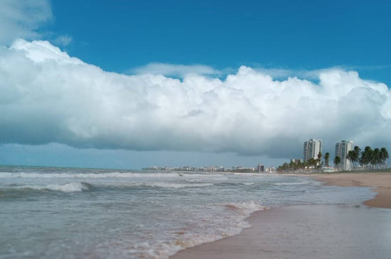 Alagoas deve registrar altas temperaturas neste final de semana — © Gustavo Lopes/BR104