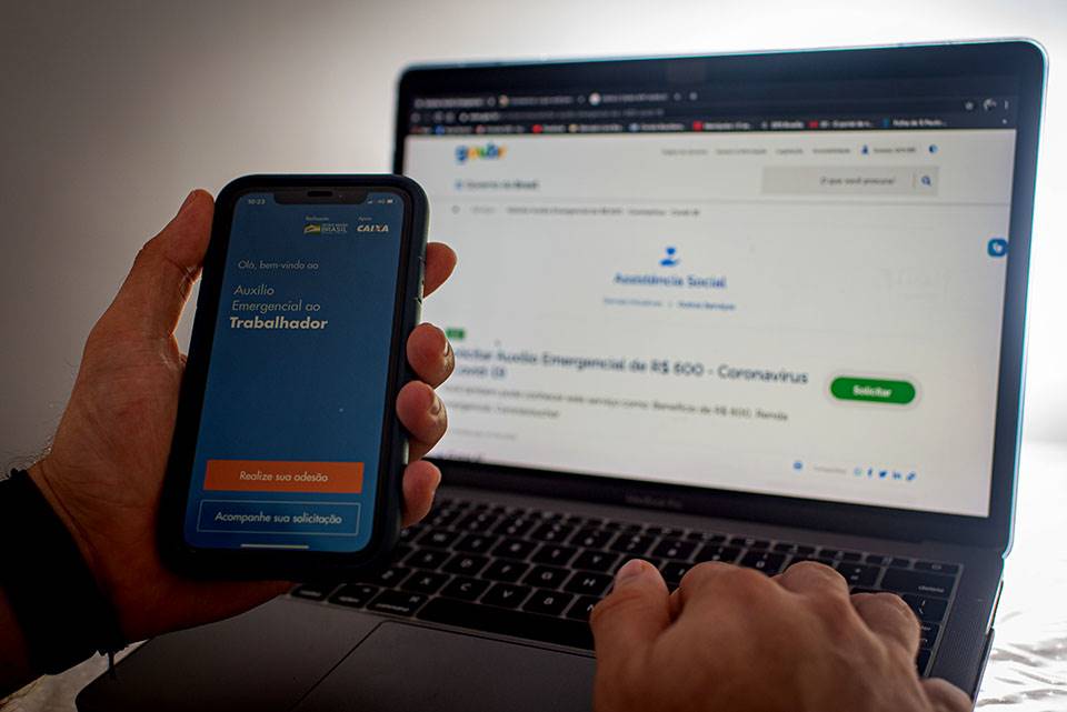 Auxílio Emergencial — © Reprodução