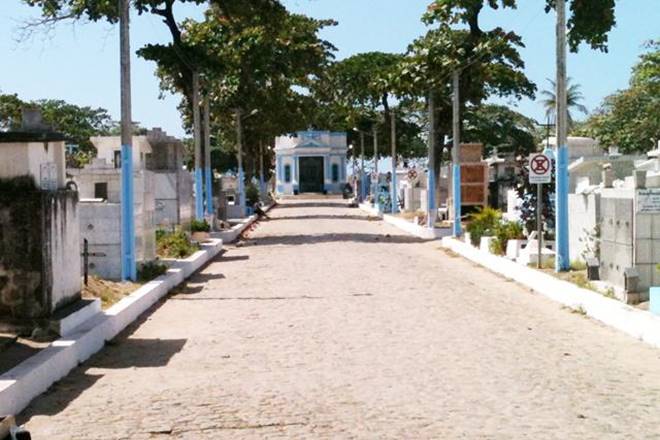 Finados: Cemitérios públicos de Maceió vão ter limite de 300 visitantes por hora