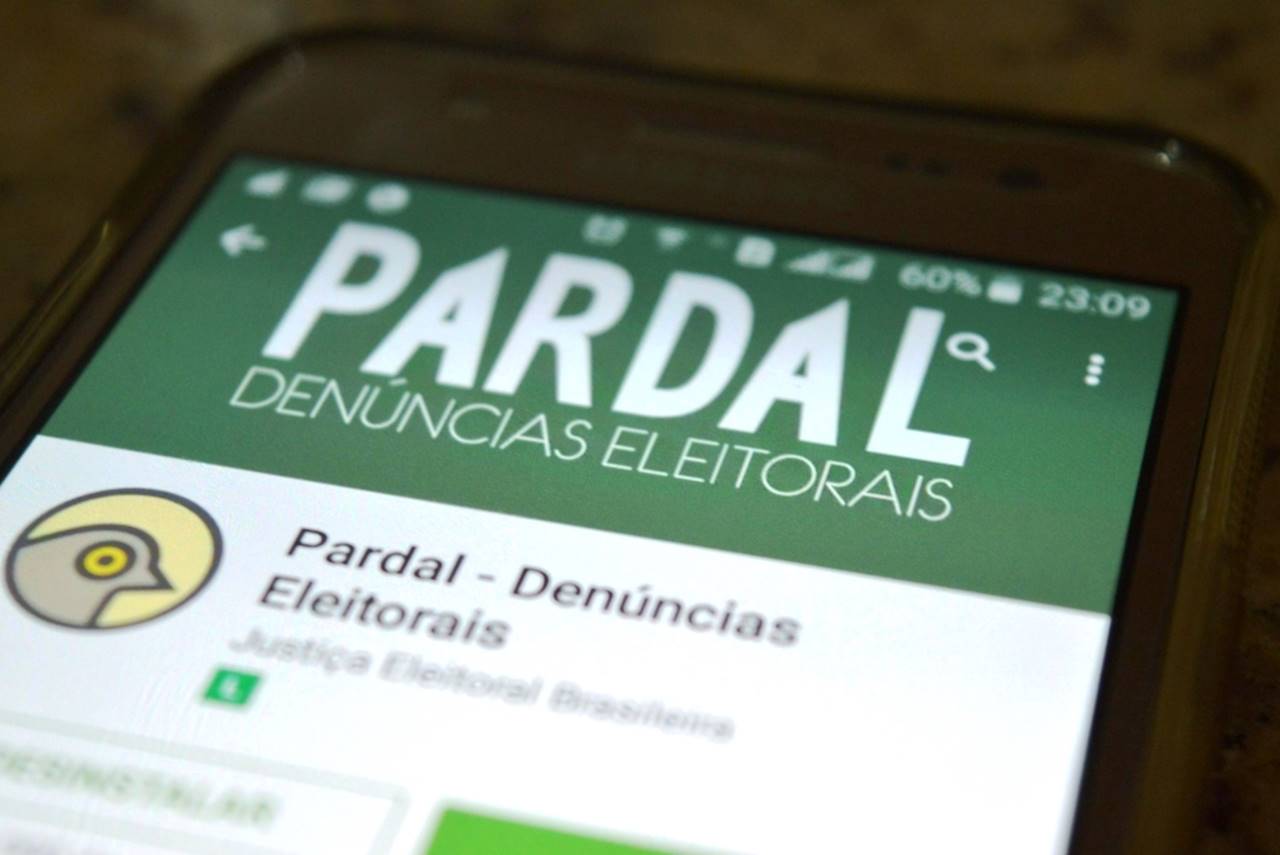 Disponível há 5 dias, Pardal já recebeu 50 denúncias eleitorais em Alagoas — © Reprodução