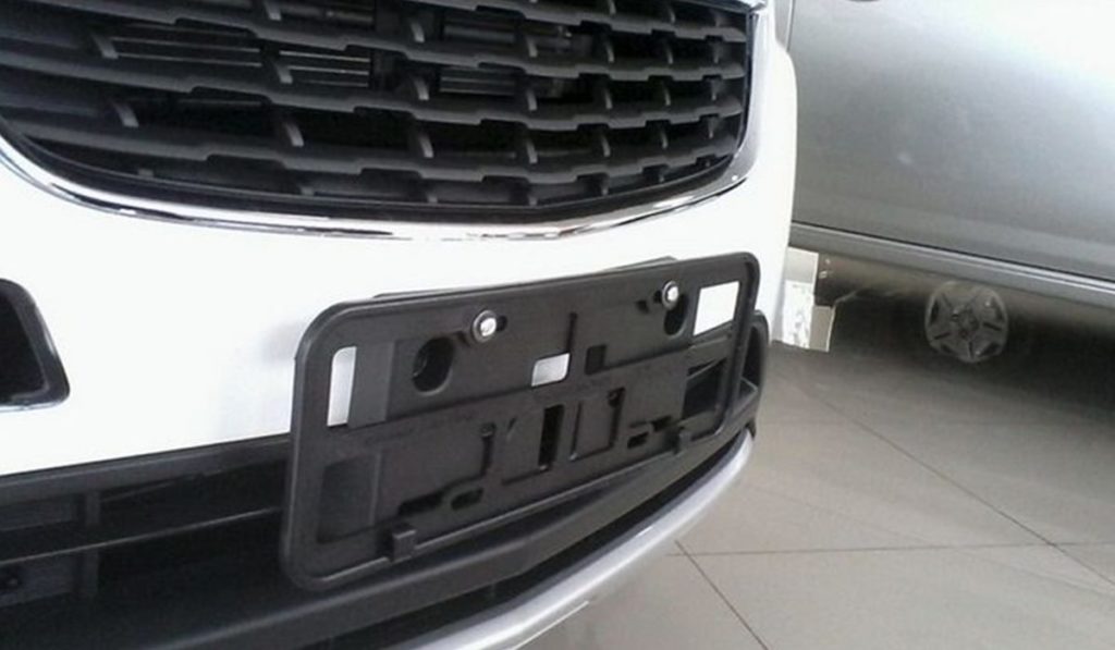 Proprietários de veículo zero-quilômetro poderão circular sem placa no Brasil