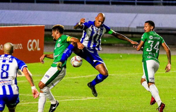 CSA perde por 2 a 1 para o Guarani no segundo turno da Série B do Campeonato Brasileiro — © Reprodução