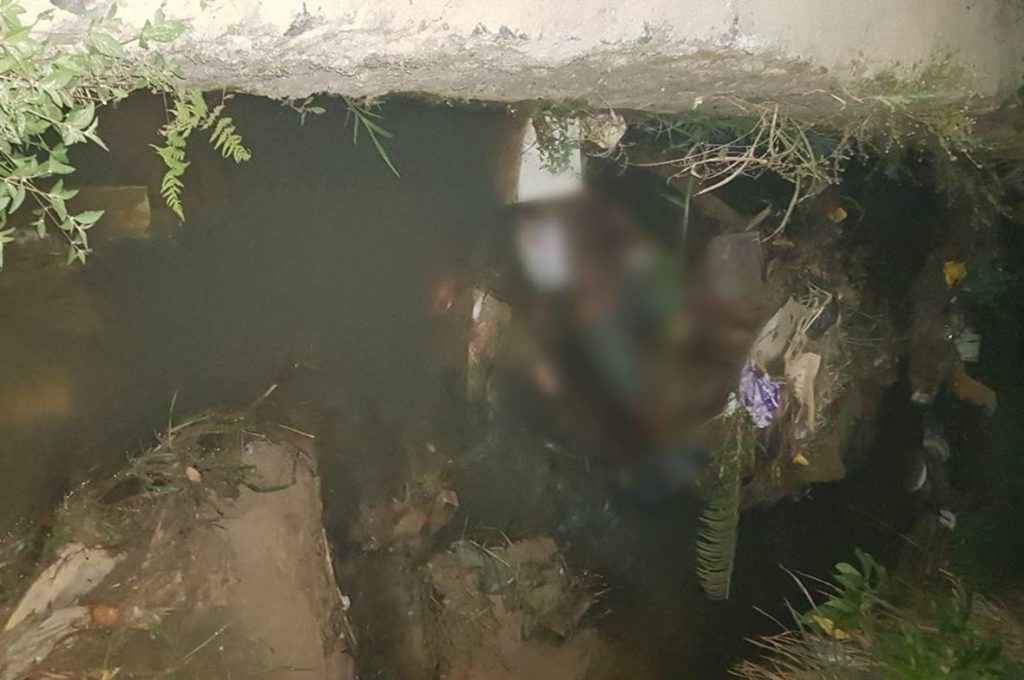 Corpo de mulher é encontrado dentro de vala no B. Bentes, em Maceió — © CBM