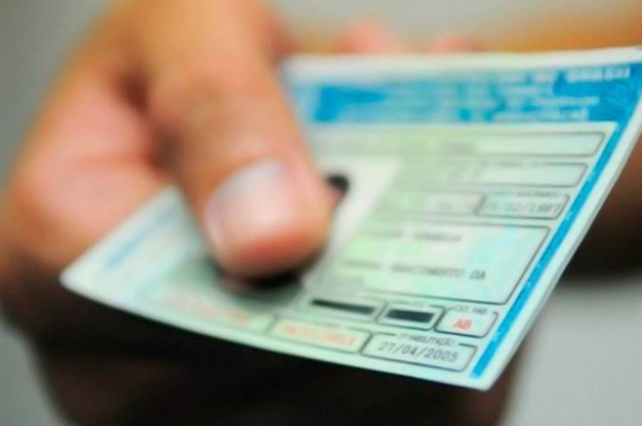 Detran de AL alerta para novos prazos com revogação da resolução do Contran — © Reprodução/Ilustração