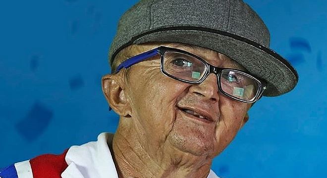 Humorista Jotinha é internado em estado grave com suspeita de Covid-19