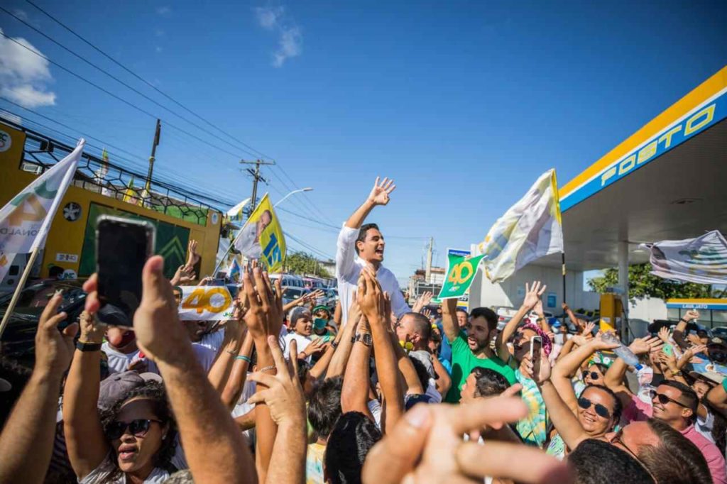 JHC mostra força da mudança e vence debate na TV Ponta Verde