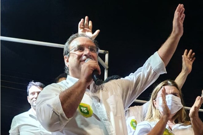 Luciano Barbosa é eleito prefeito de Arapiraca — © Assessoria