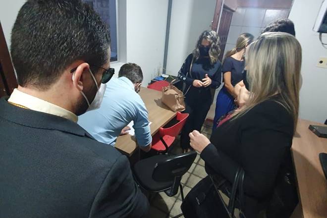 Gambito da Rainha II: Gaesf cumpre mandado judicial em cartório de Maceió