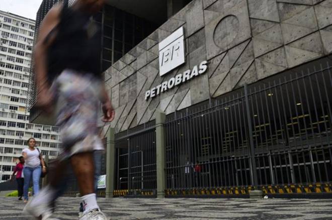 Petrobras eleva preço dos combustíveis — © Reprodução