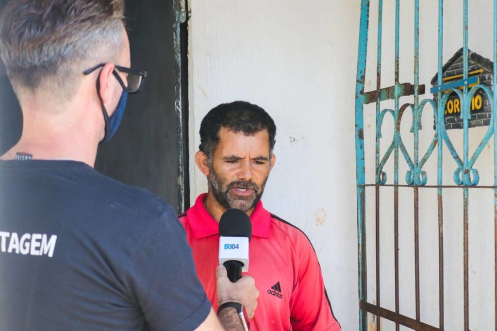 Desempregado e com 9 filhos, palmarino pede ajuda para alimentar a família