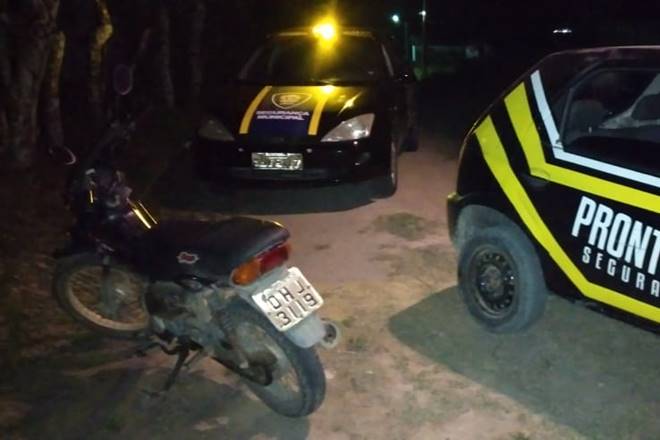 Moto foi encontrada em uma estrada vicinal pela Guarda Municipal — © Cortesia