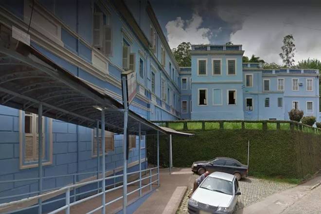 Criança chegou a ser levada a hospital da cidade, mas morreu — © Reprodução/Google Street View