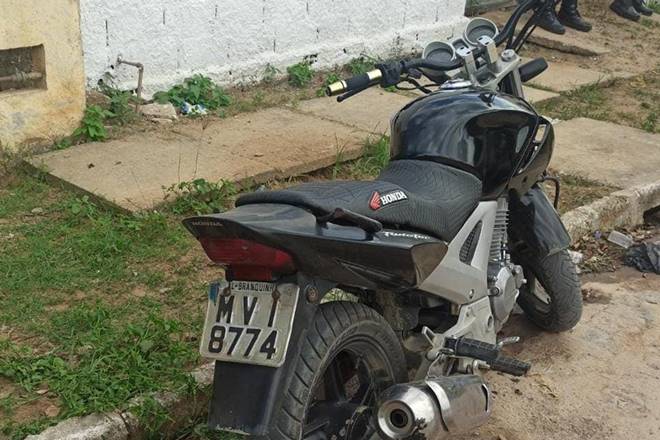 PM recupera moto roubada após denúncia anônima em União dos Palmares