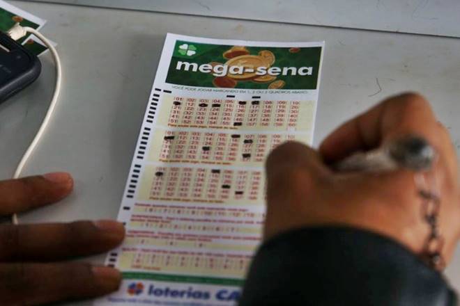 A aposta mínima da Mega-Sena custa R$ 4,50 — © Reprodução