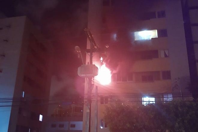 Incêndio atinge apartamento no bairro de Mangabeiras — © Reprodução