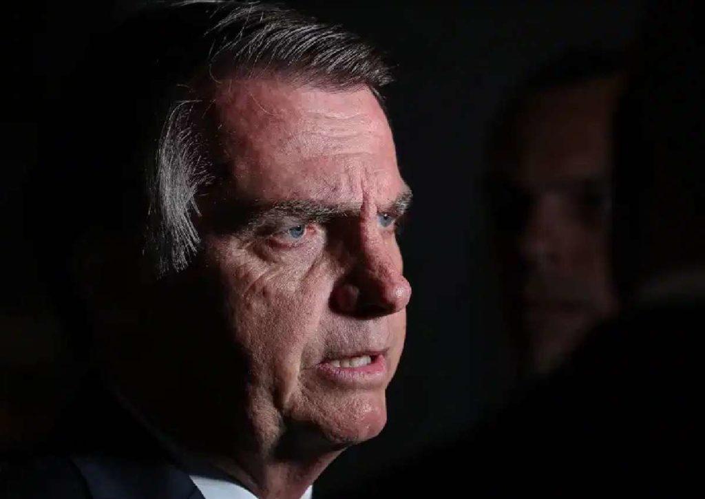 Contra a vontade de Bolsonaro, lei que proíbe despejo na pandemia entra em vigor