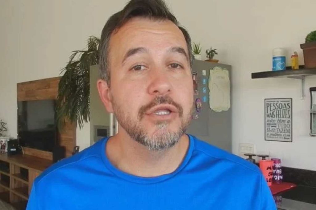 Auditor ligado à nota que questiona mortes por Covid-19 é afastado do cargo