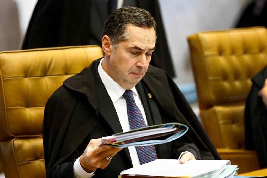 Adelson Andrade: Barroso sobre voto impreso e Copa América sediada no Brasil