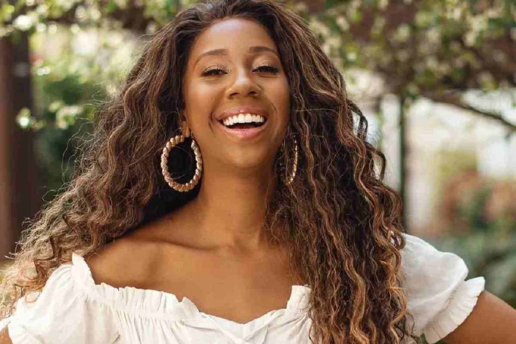 Camilla de Lucas vai doar parte do prêmio do BBB21 para fãs