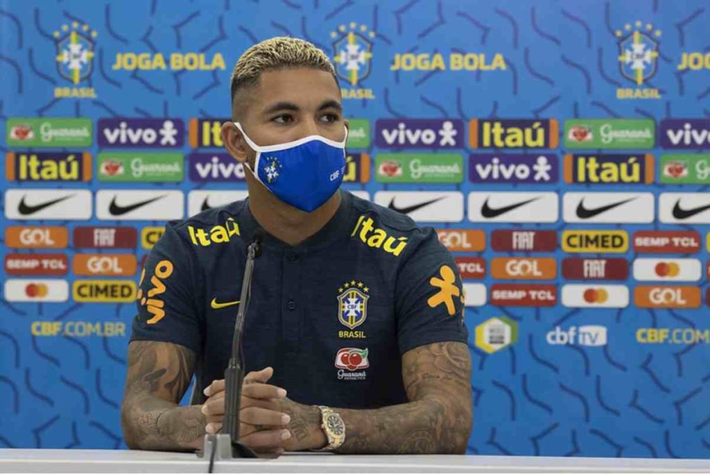 Justiça pode obrigar volante da Seleção a usar número 24 em uniforme