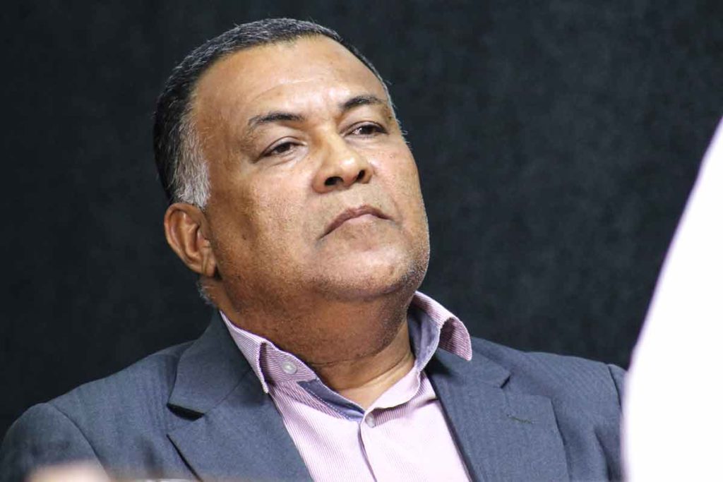 Mudanças na diretoria do HRM é tema do podcast de Adelson Andrade