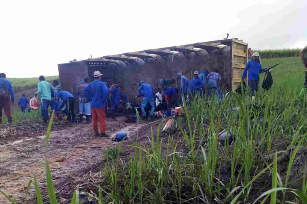 Sete vítimas do acidente com caminhão de usina permanecem internadas no HGE