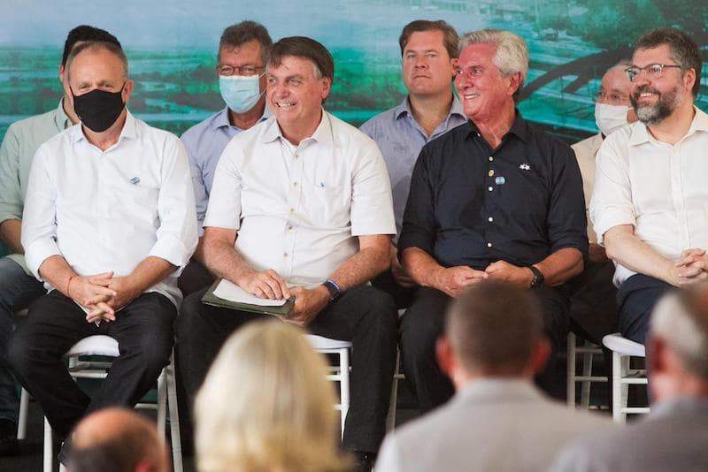 Marx Beltrão e Fernando Collor viram alvos do MPF por não usarem máscara em evento