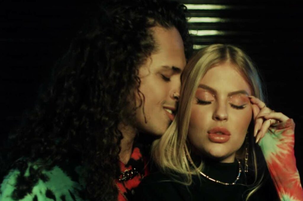 Luíza Sonsa confirma fim de relacionamento com Vitão