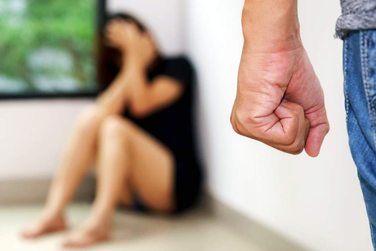 Mulher sofre violência doméstica | © Imagem meramente ilustrativa