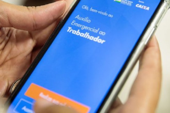 Mais de 650 mil pessoas são notificadas por irregularidades no auxílio emergencial