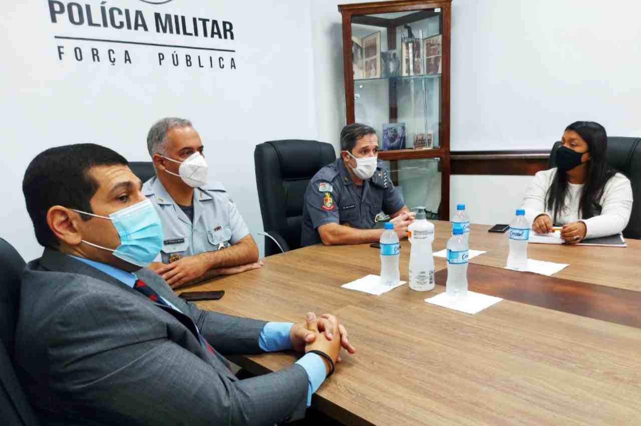 Promotor de justiça Magno Alexandre visitou batalhões da PM de SP e vai compartilhar experiência | © MPAL