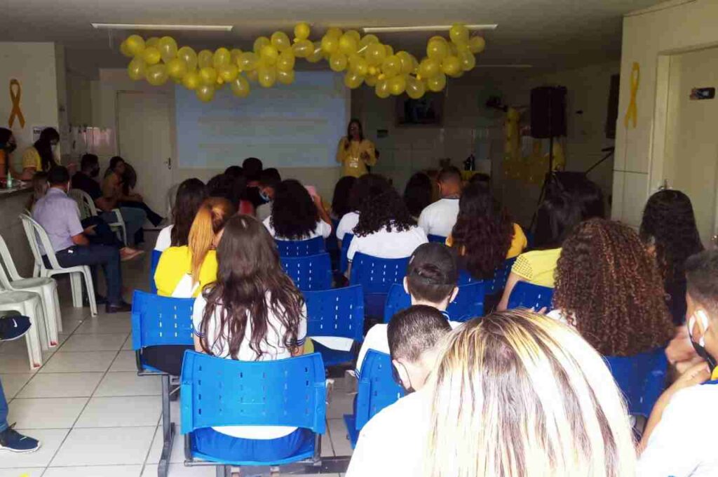 Policlínica de Panelas promove palestras sobre o Setembro Amarelo