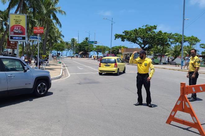 SMTT de Maceió garante segurança durante o projeto “Na Orla é Massa”