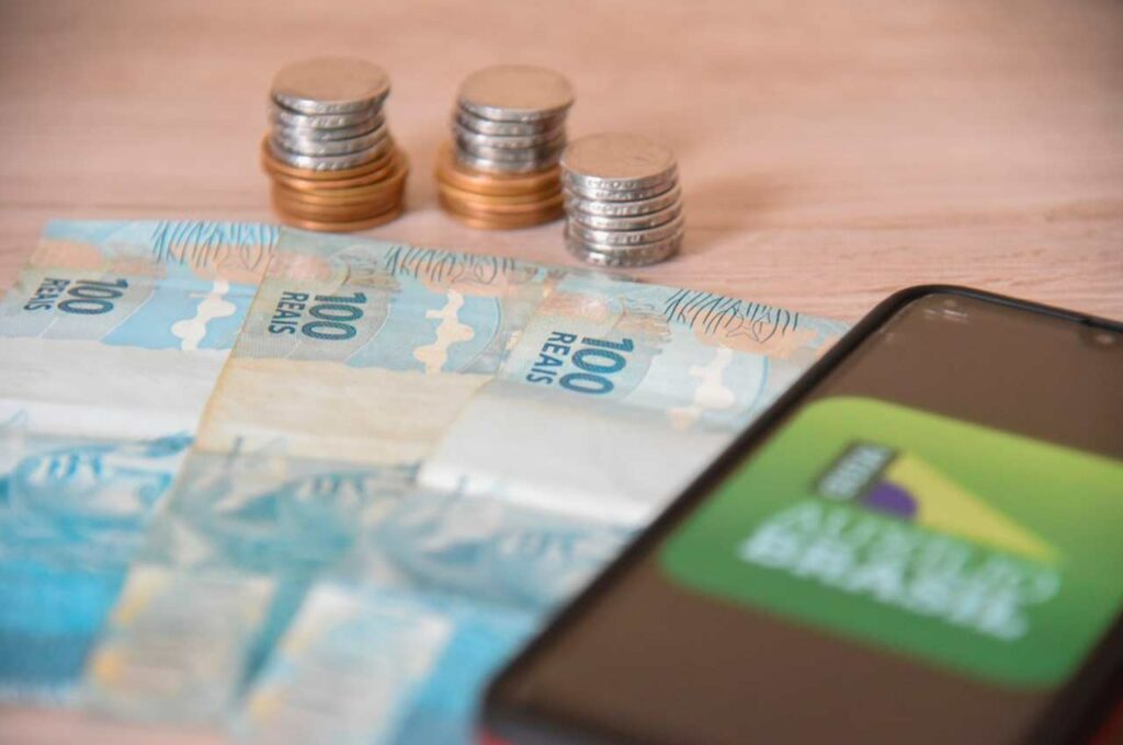 Auxílio Brasil de R$ 400; veja quem recebe nesta sexta-feira