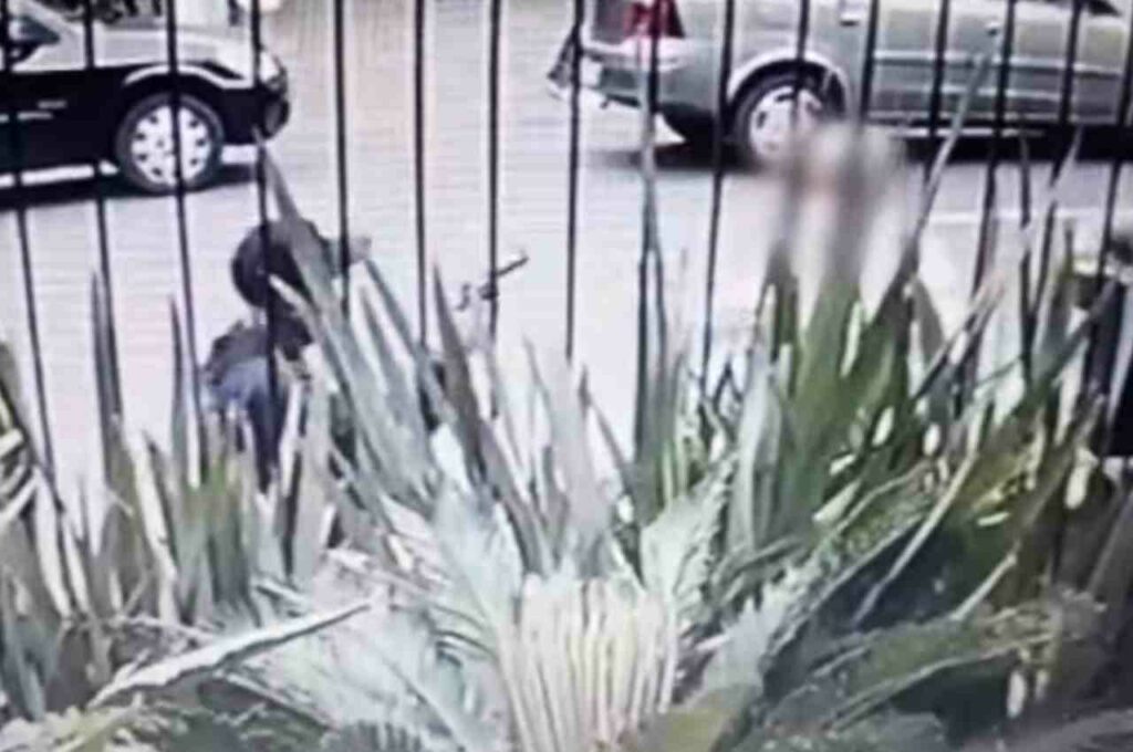 Assaltante atira na cabeça do comparsa durante fuga após assalto