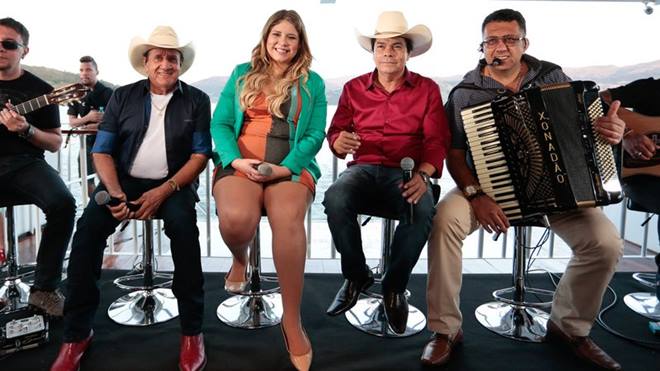 Vídeo de Marília Mendonça e Trio Parada Dura viraliza após acidente