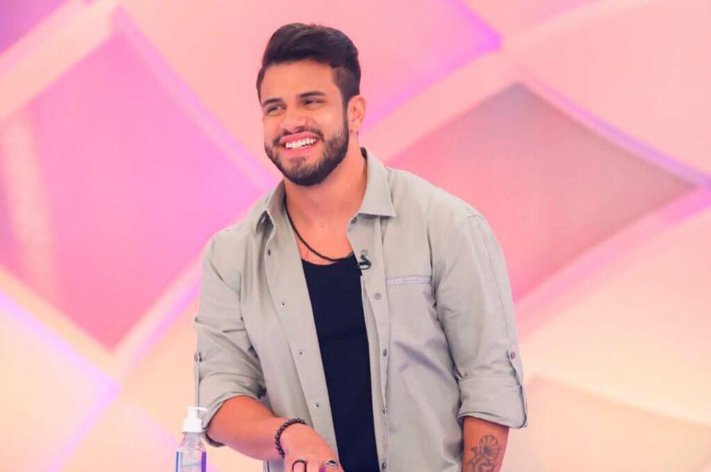 Fotos de Ávine Vinny preso após ameaçar ex viralizam na internet