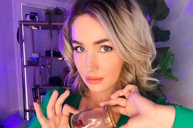 Ex-participante de reality vende pum engarrafado e fatura R$ 1 milhão