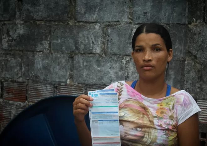 Bairro de Maceió está sem água há dois meses