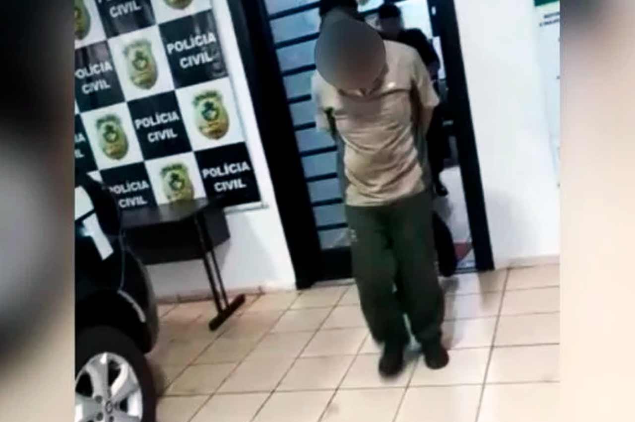 Homem foi preso e conduzido à delegacia | © Reprodução