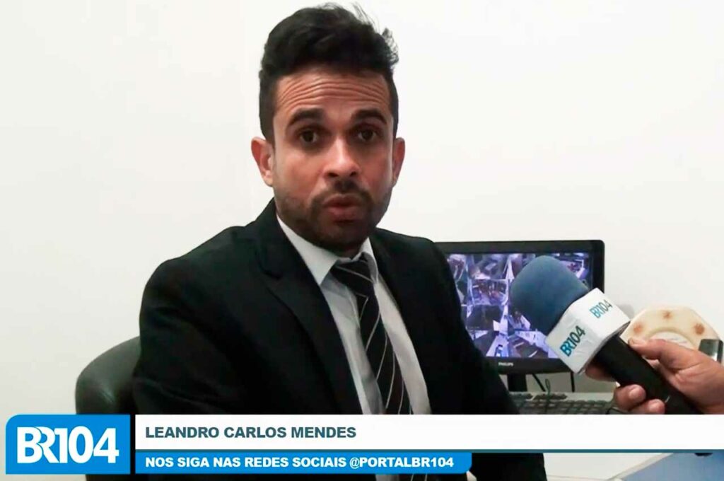 Jovem empresário recebe prêmio de empreendedorismo