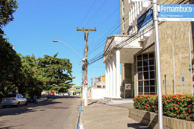 Trecho da Av. Deputado Humberto Mendes, em Maceió, é interditado para obras