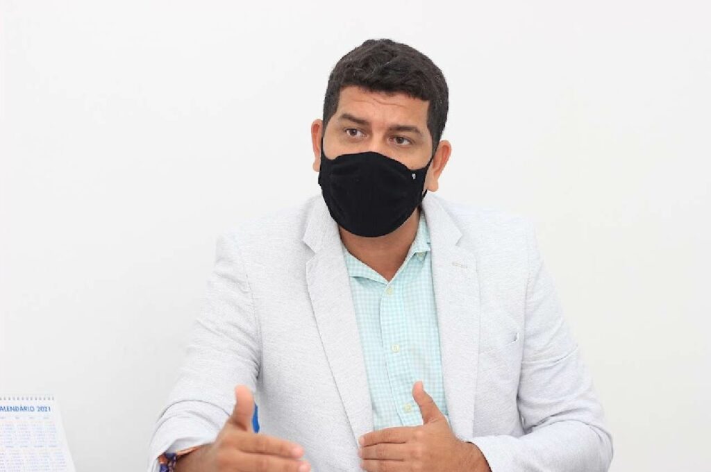 Nenzinha prestigia solenidade em comemoração aos 2 anos da UBS do Alto do Cruzeiro