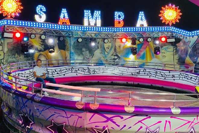 Samba, um dos brinquedos mais concorridos do parque de diversão – © Reprodução/Instagram 