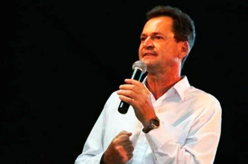 ‘Eles até pediam’, diz padre acusado de estuprar adolescentes no banheiro de igreja