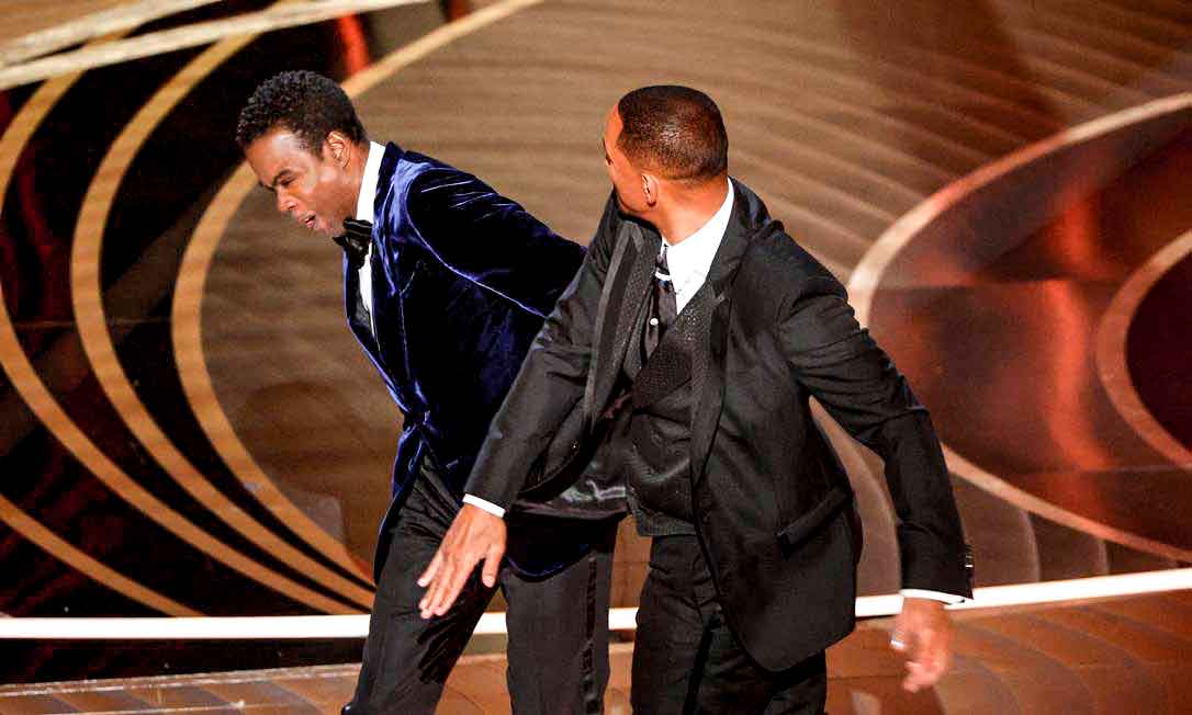 Will Smith deu um tapa em Chris Rock no Oscar 2022